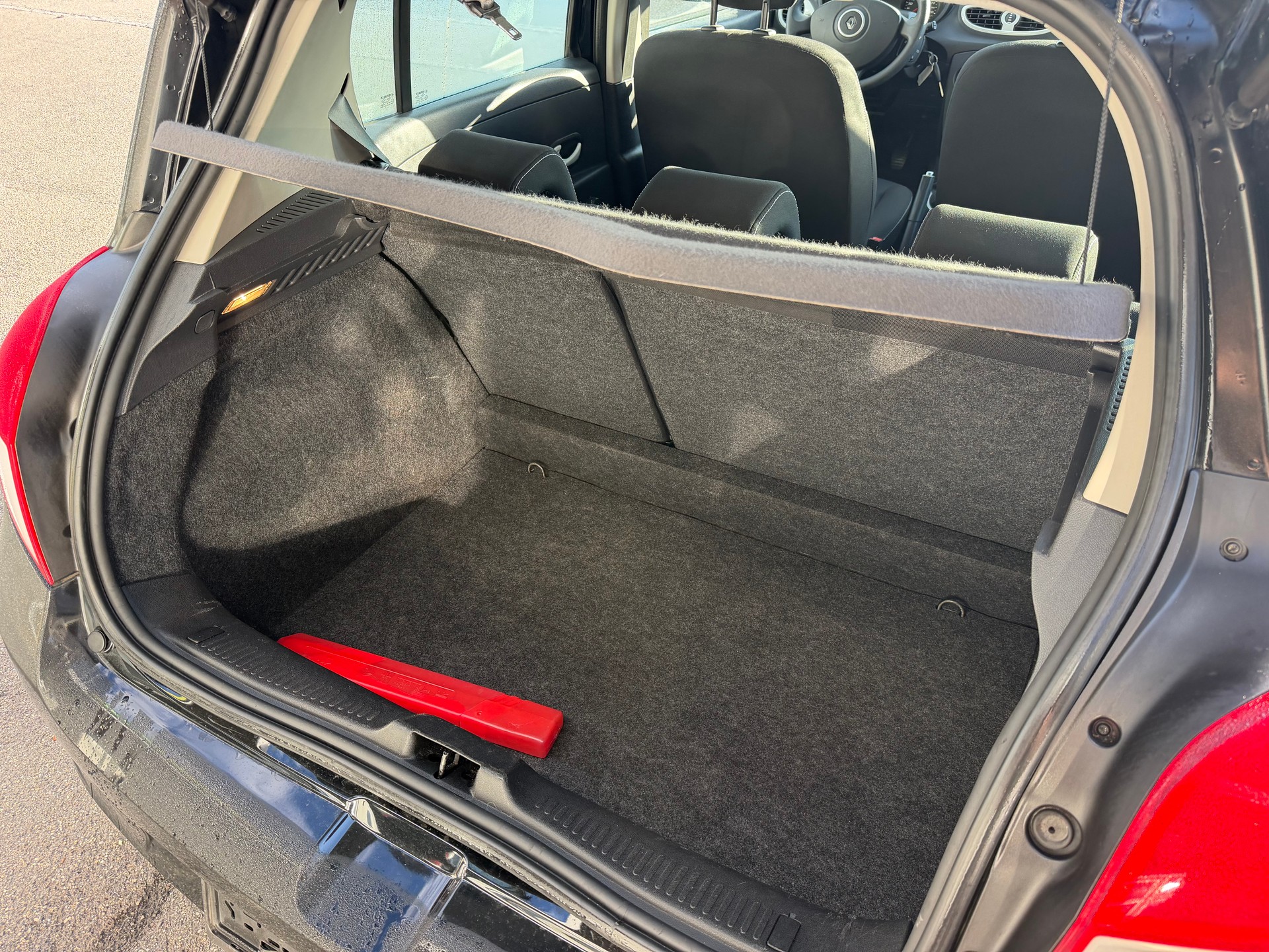 RENAULT Clio 1.2 16V Yahoo+++ANHÄNGERKUPPLUNG 1200KG+++-image-10