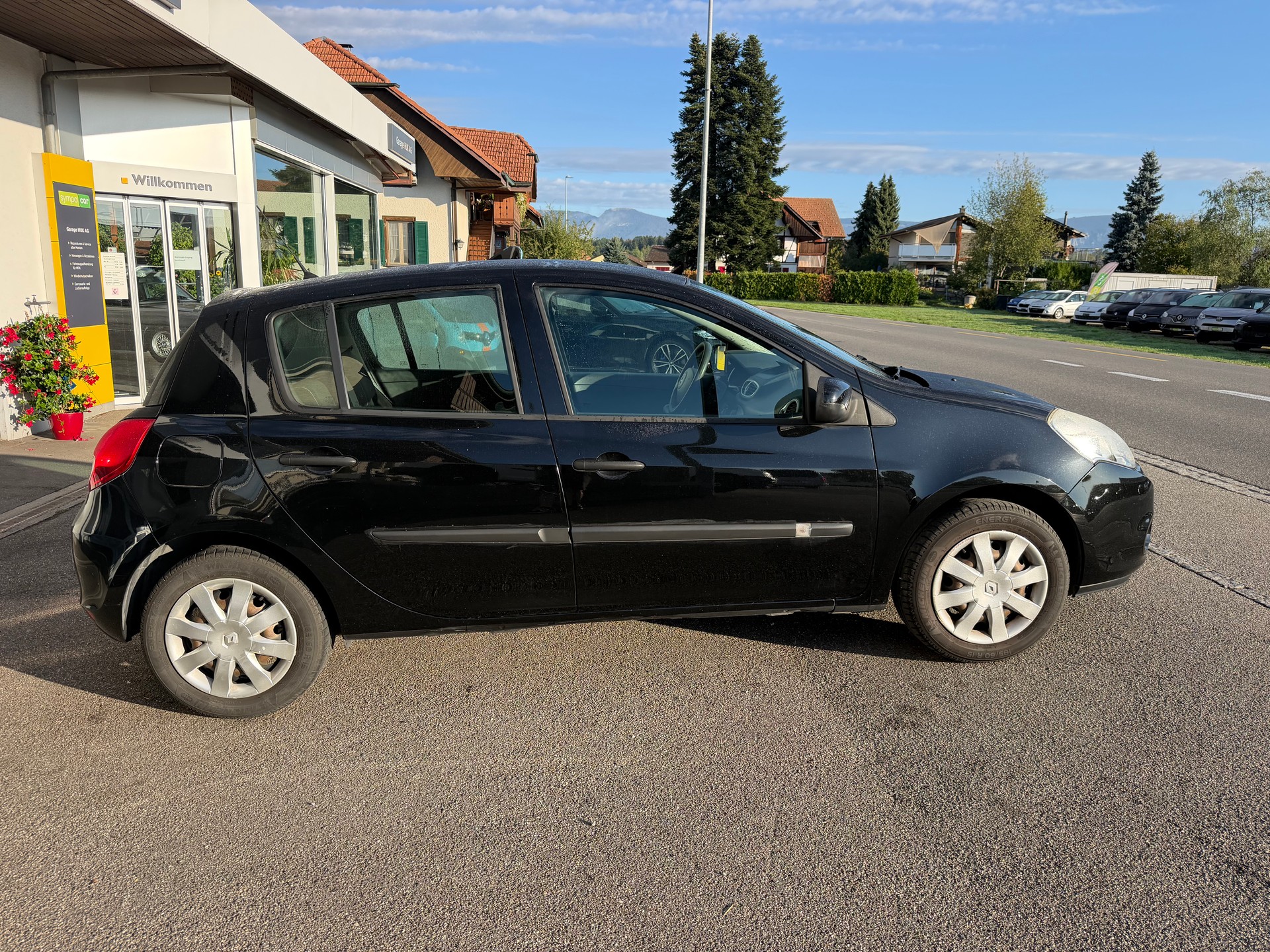 RENAULT Clio 1.2 16V Yahoo+++ANHÄNGERKUPPLUNG 1200KG+++-image-3
