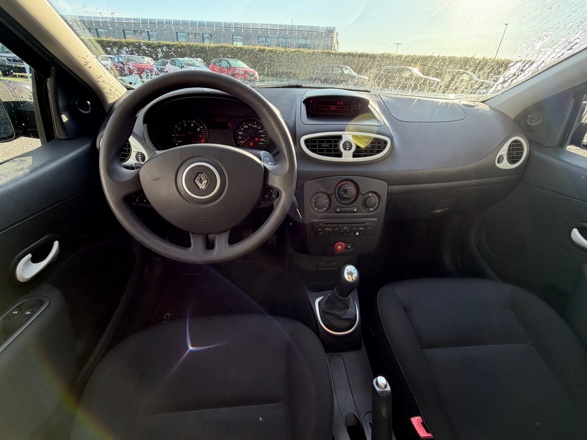 RENAULT Clio 1.2 16V Yahoo+++ANHÄNGERKUPPLUNG 1200KG+++-image-7