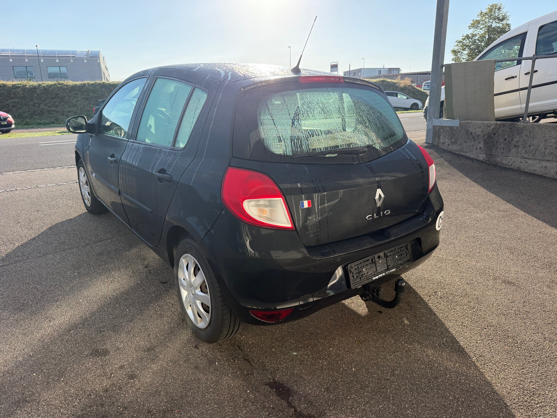 RENAULT Clio 1.2 16V Yahoo+++ANHÄNGERKUPPLUNG 1200KG+++-image-1