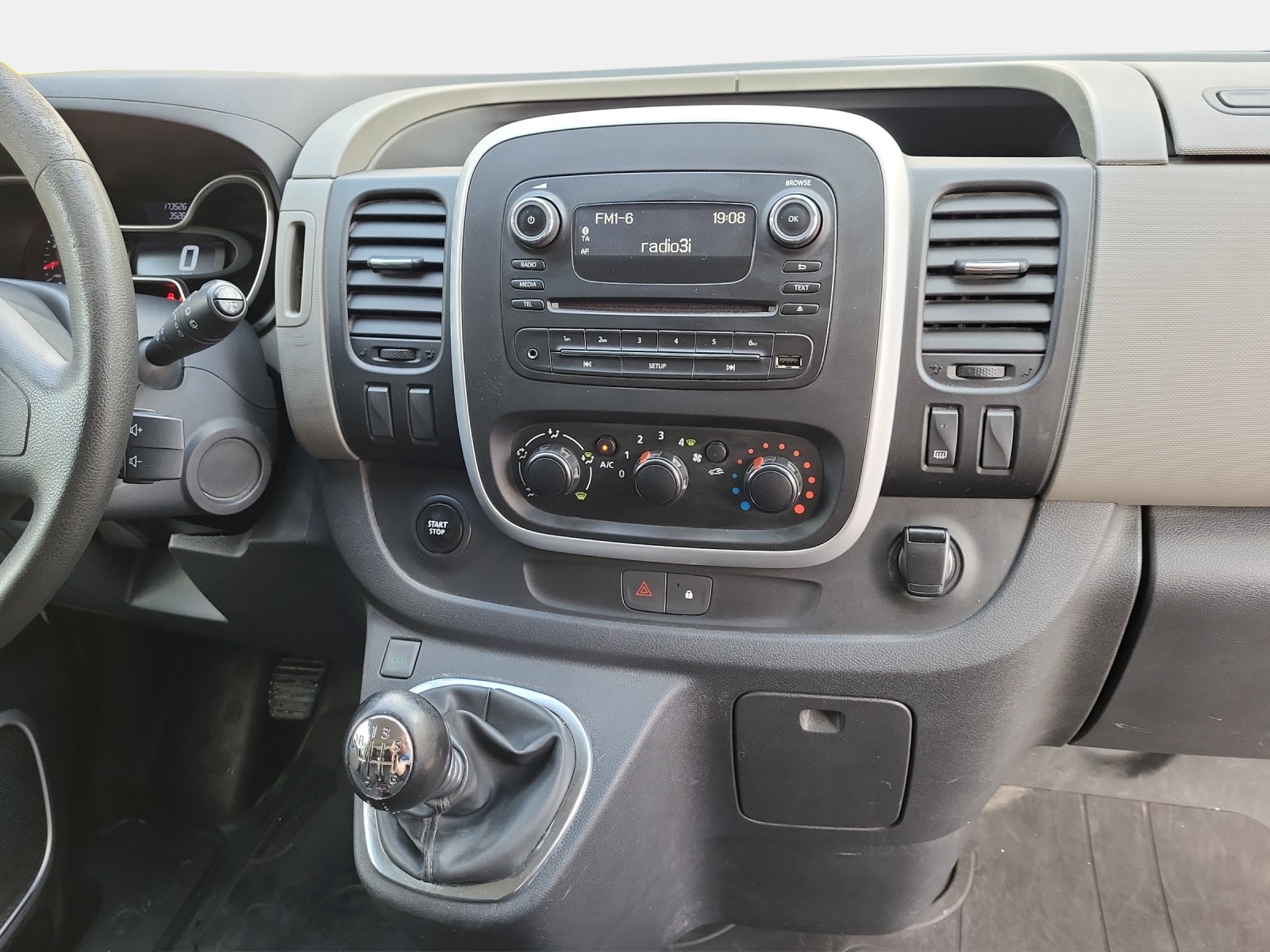 NISSAN NV300 dCi 120 2.7 L1H1 Eco-image-12