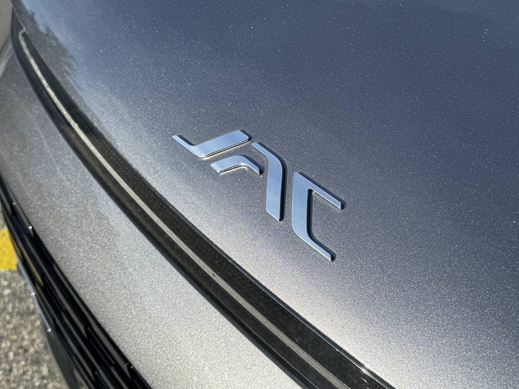 JAC JS6 1.5 PHEV-image-8
