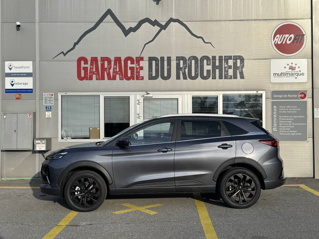 JAC JS6 1.5 PHEV-showroom-element-1