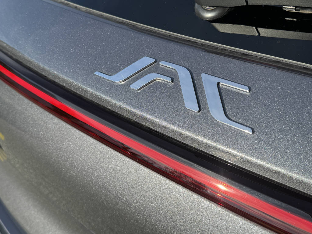 JAC JS6 1.5 PHEV-image-28