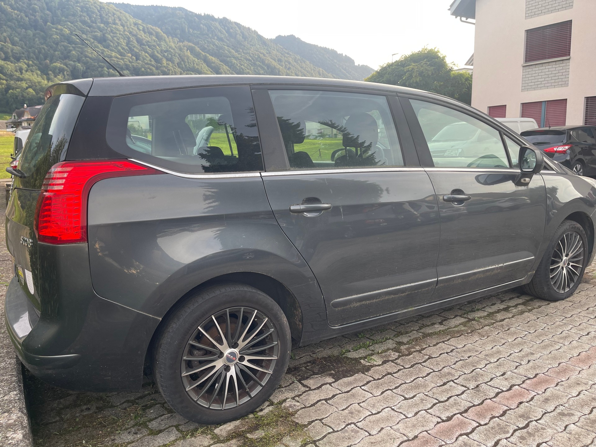 PEUGEOT 508 1.6 16V T Active-image-2