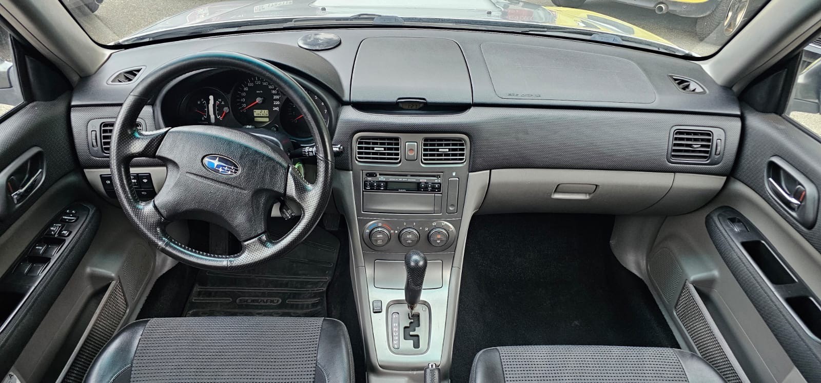 SUBARU Forester 2.0XT Automatic-image-10