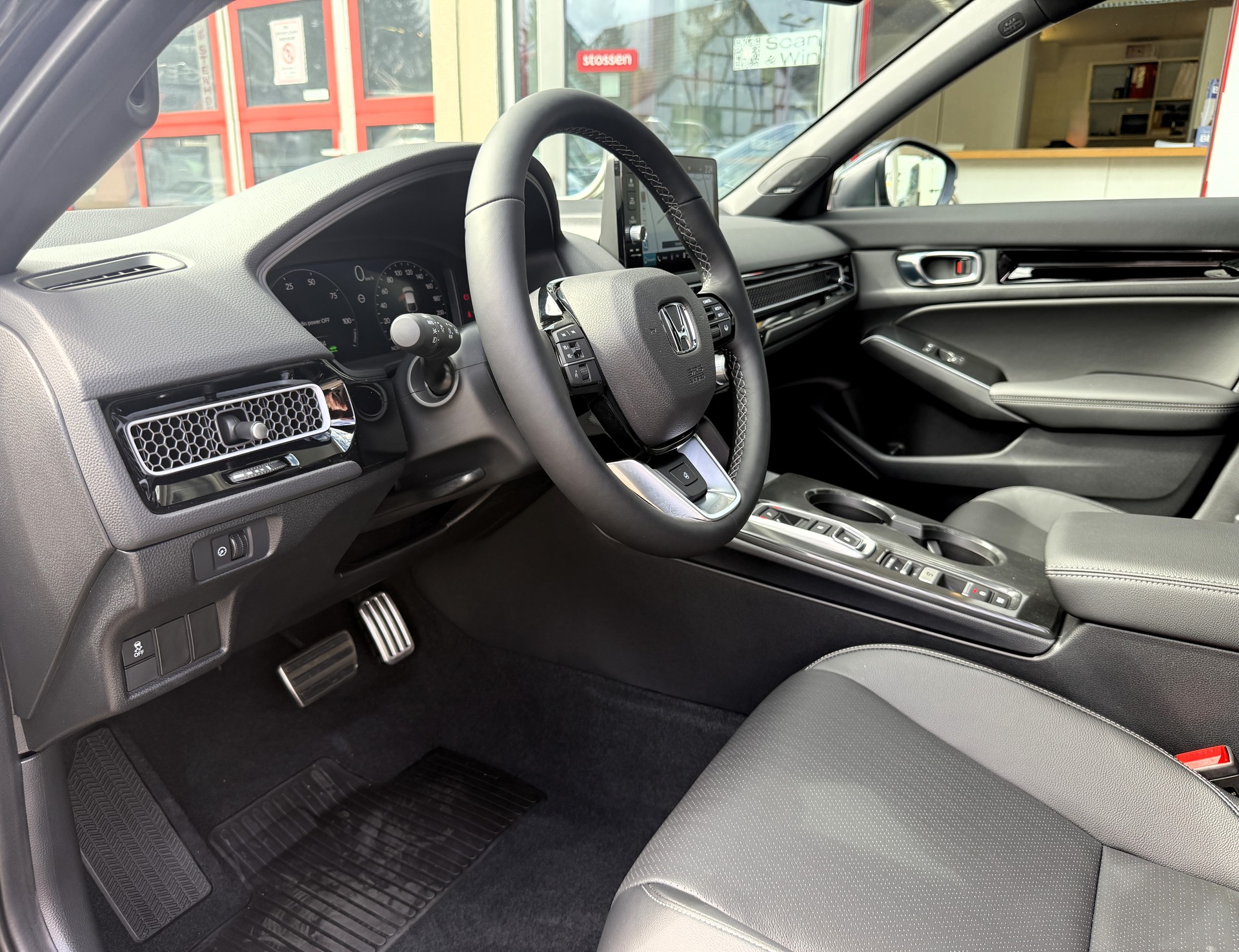 HONDA Civic 2.0 i-MMD HEV Advance-image-13
