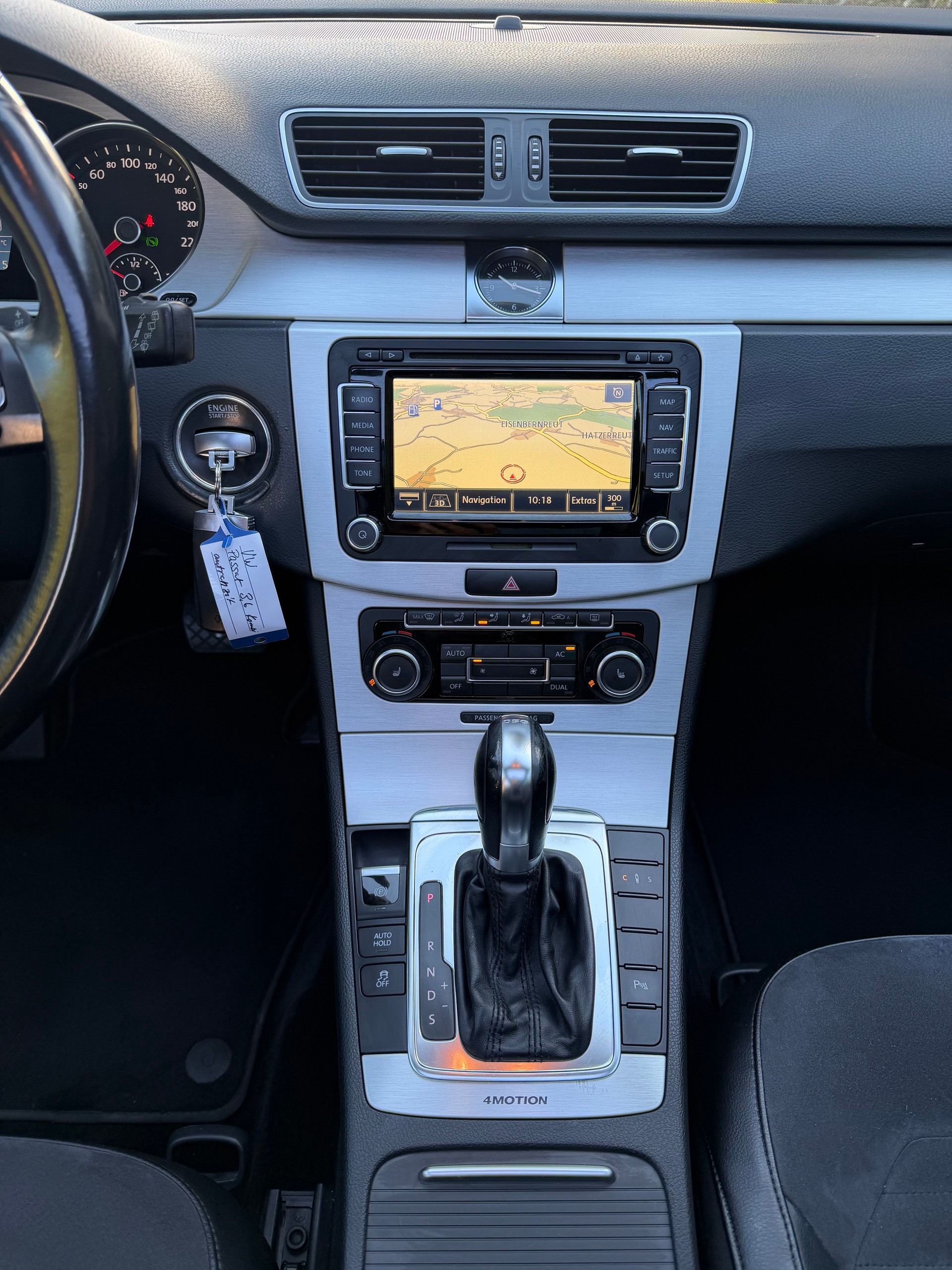 VW Passat Variant 3.6 FSI Highline 4Motion DSG-image-8
