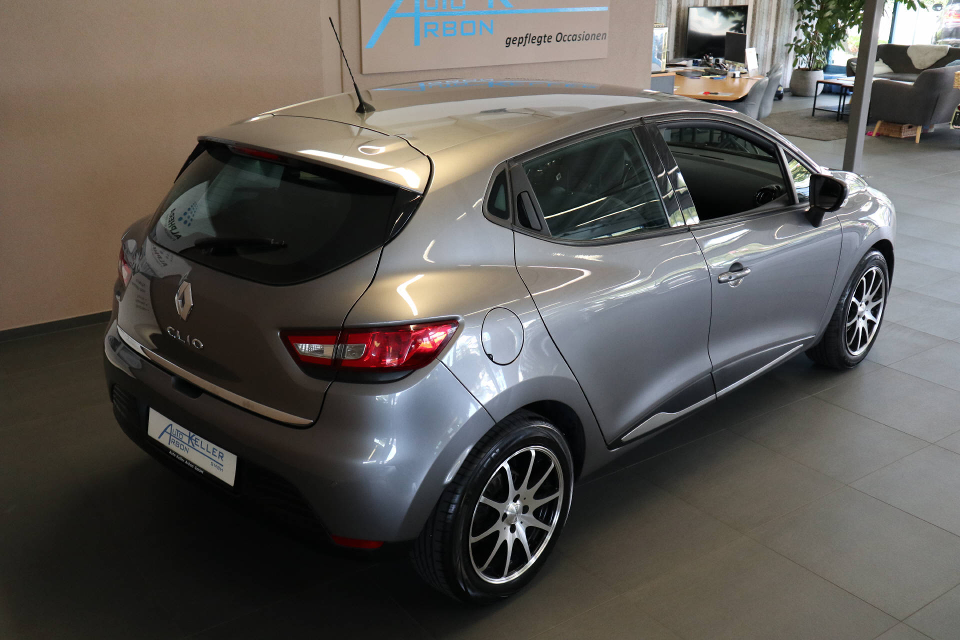 RENAULT Clio 1.2 TCe 120 Dynamique-image-5