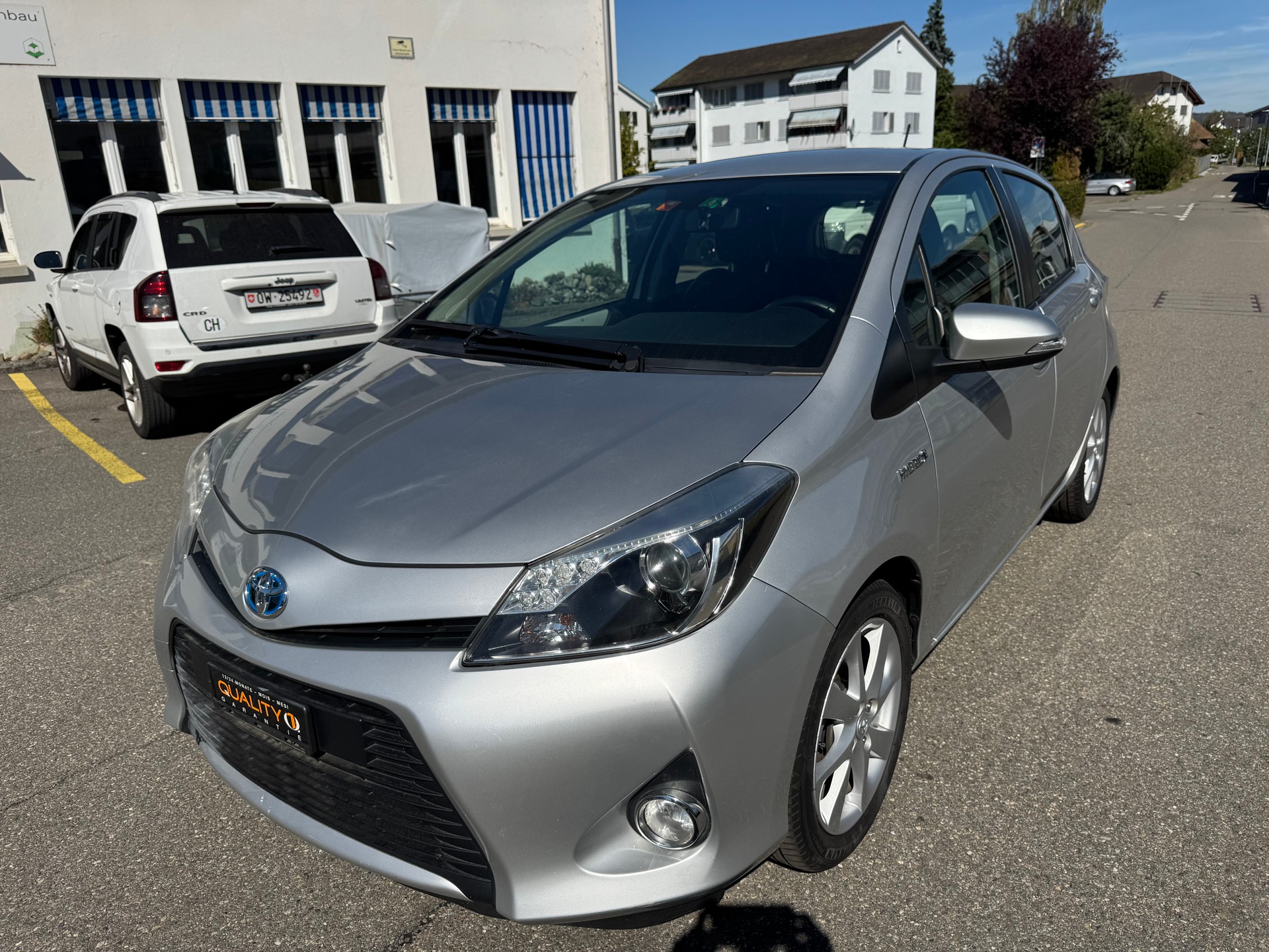 TOYOTA Yaris 1.5 VVT-i Hybrid Sol CVT