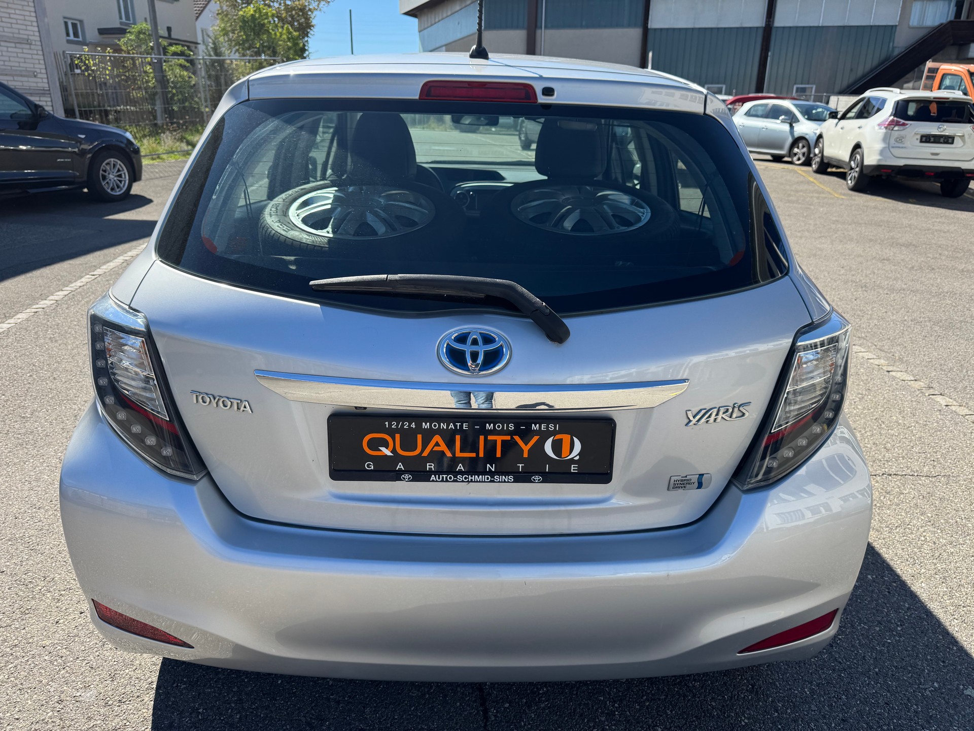 TOYOTA Yaris 1.5 VVT-i Hybrid Sol CVT-image-5