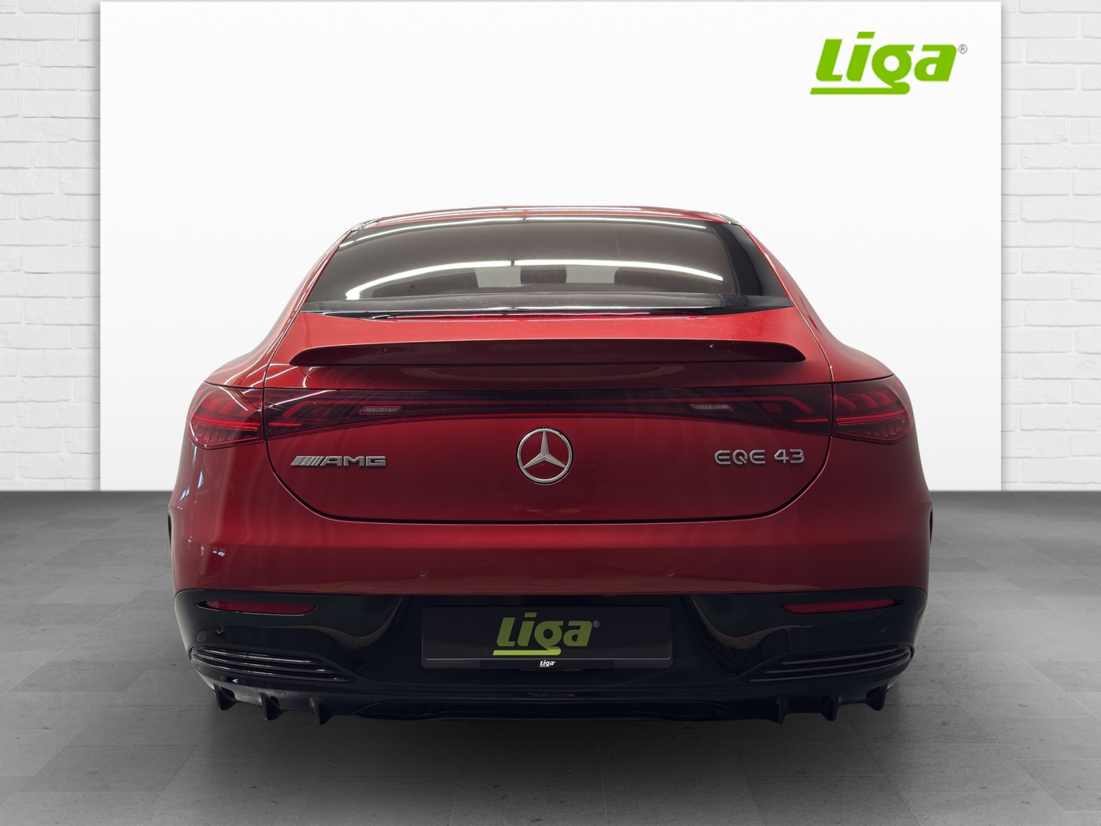 MERCEDES-BENZ AMG EQE 43 4Matic-image-4