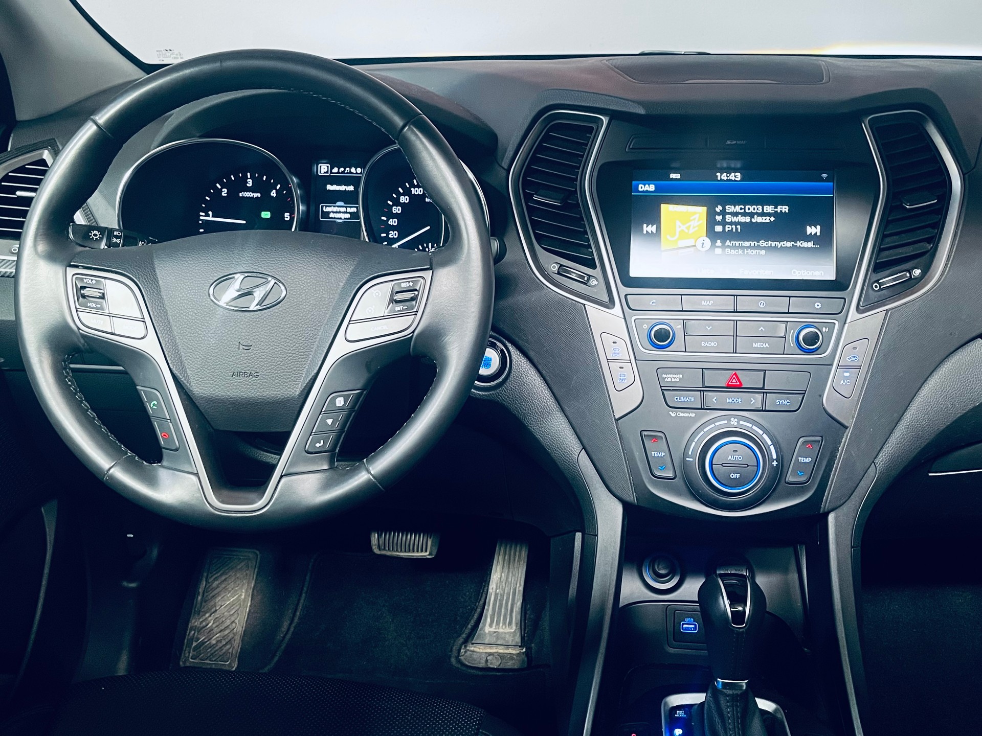 HYUNDAI Santa Fe 2.2 CRDI Vertex 4WD Automatic-image-14