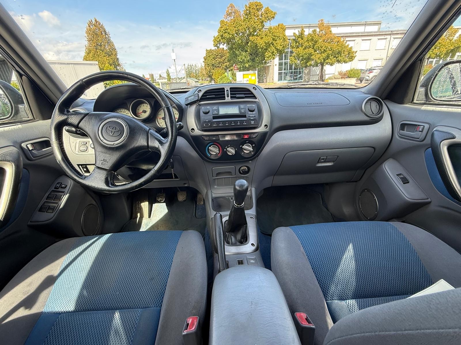 TOYOTA RAV-4 2.0 16V Linea Sol-image-10