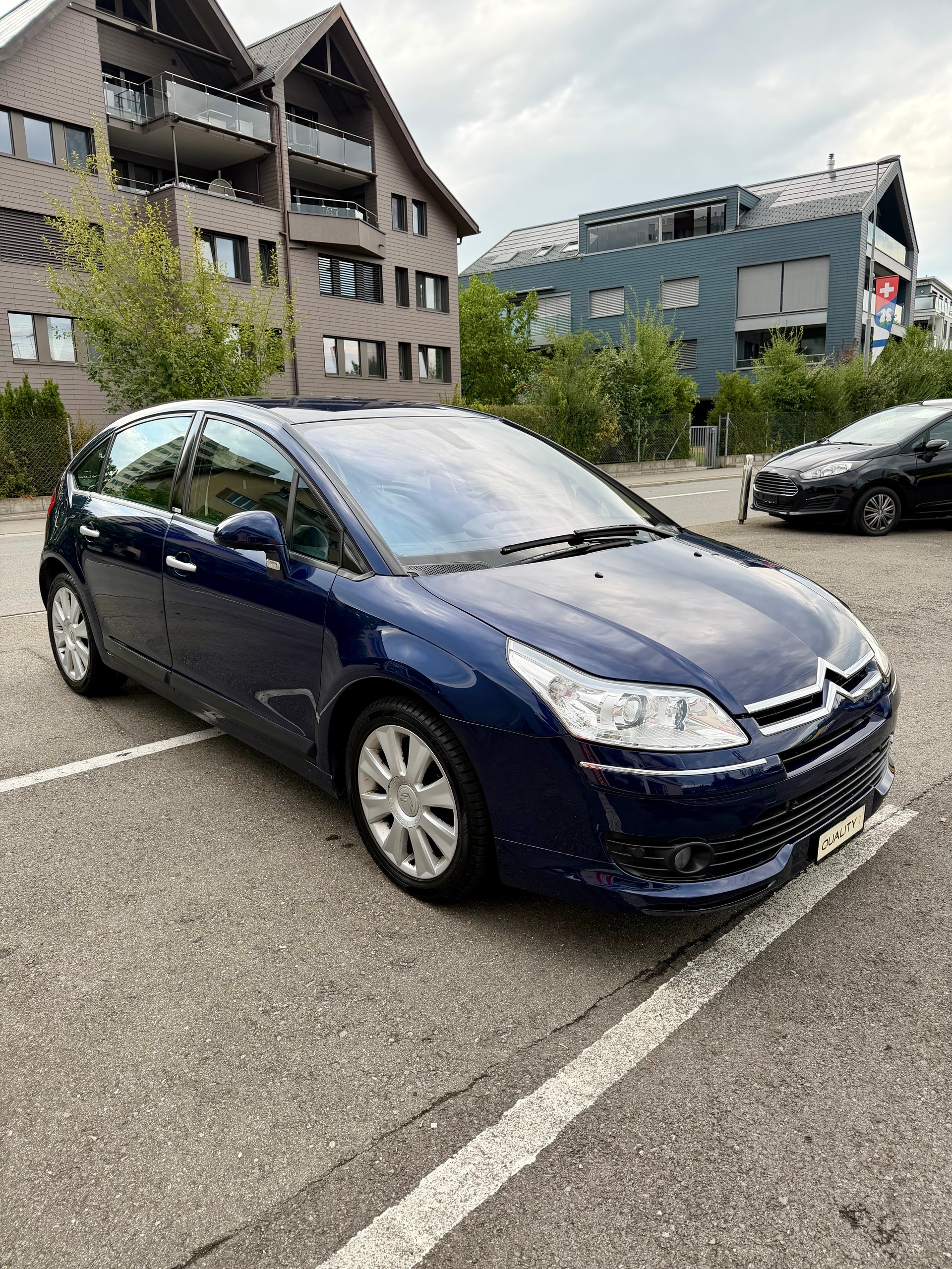 CITROEN C4 Berline 2.0i 16V VTR Automatic-image-0