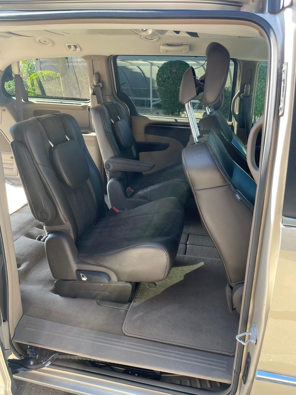LANCIA Voyager 2.8D Platinum Automatic-image-9