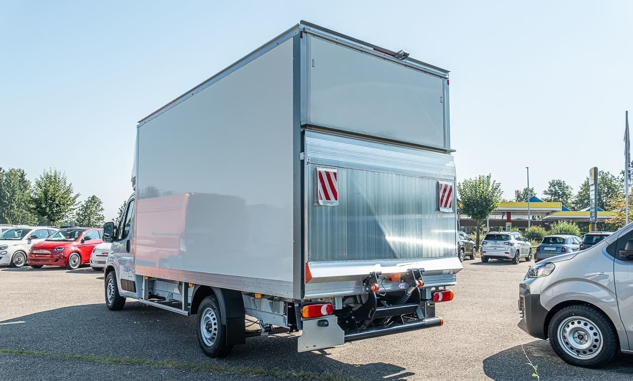 FIAT Ducato 35 L4H1 A8 Leichtbaukofferumbau-image-4