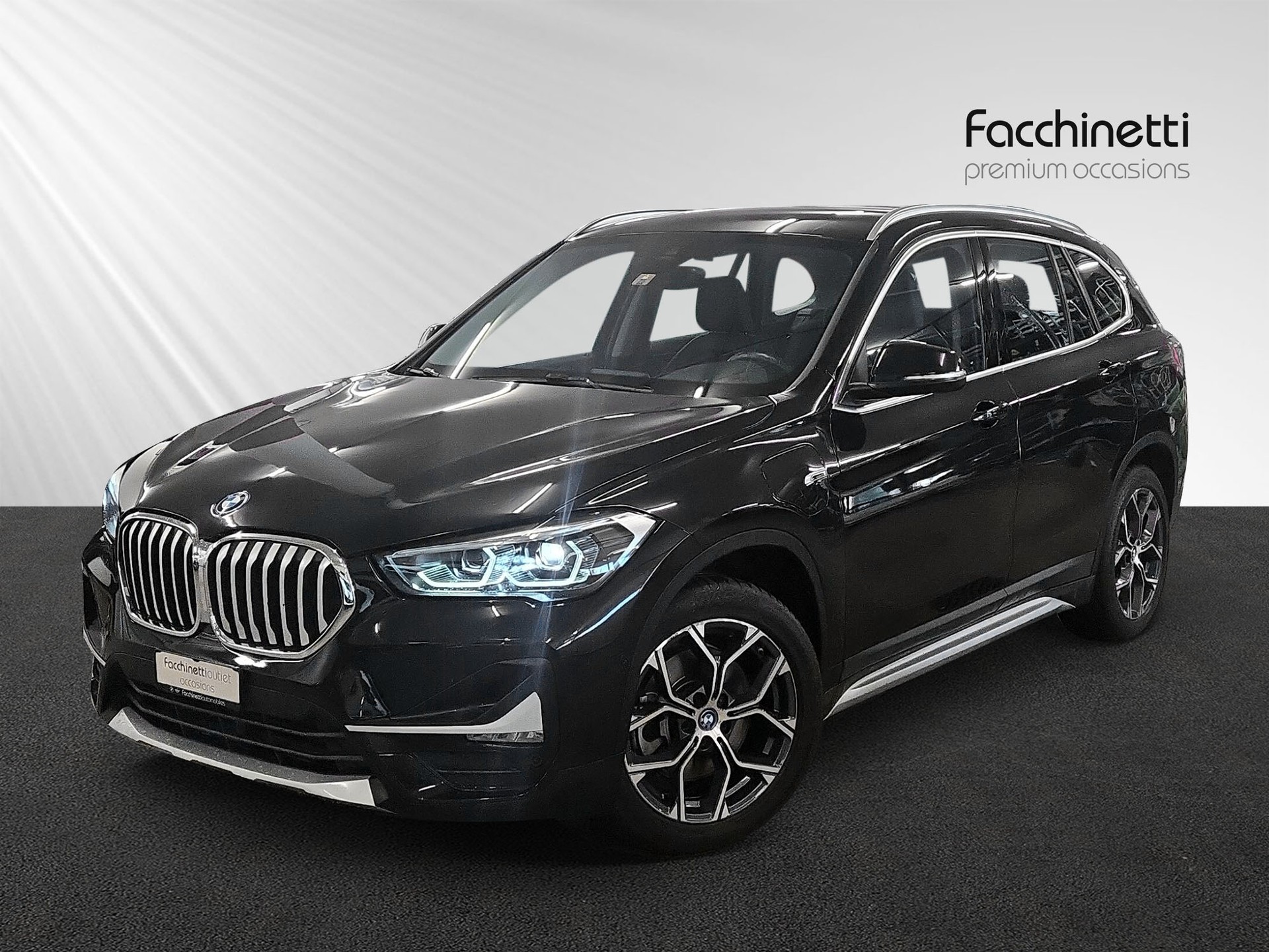 BMW X1 xDrive 25e xLine Steptronic-image-0