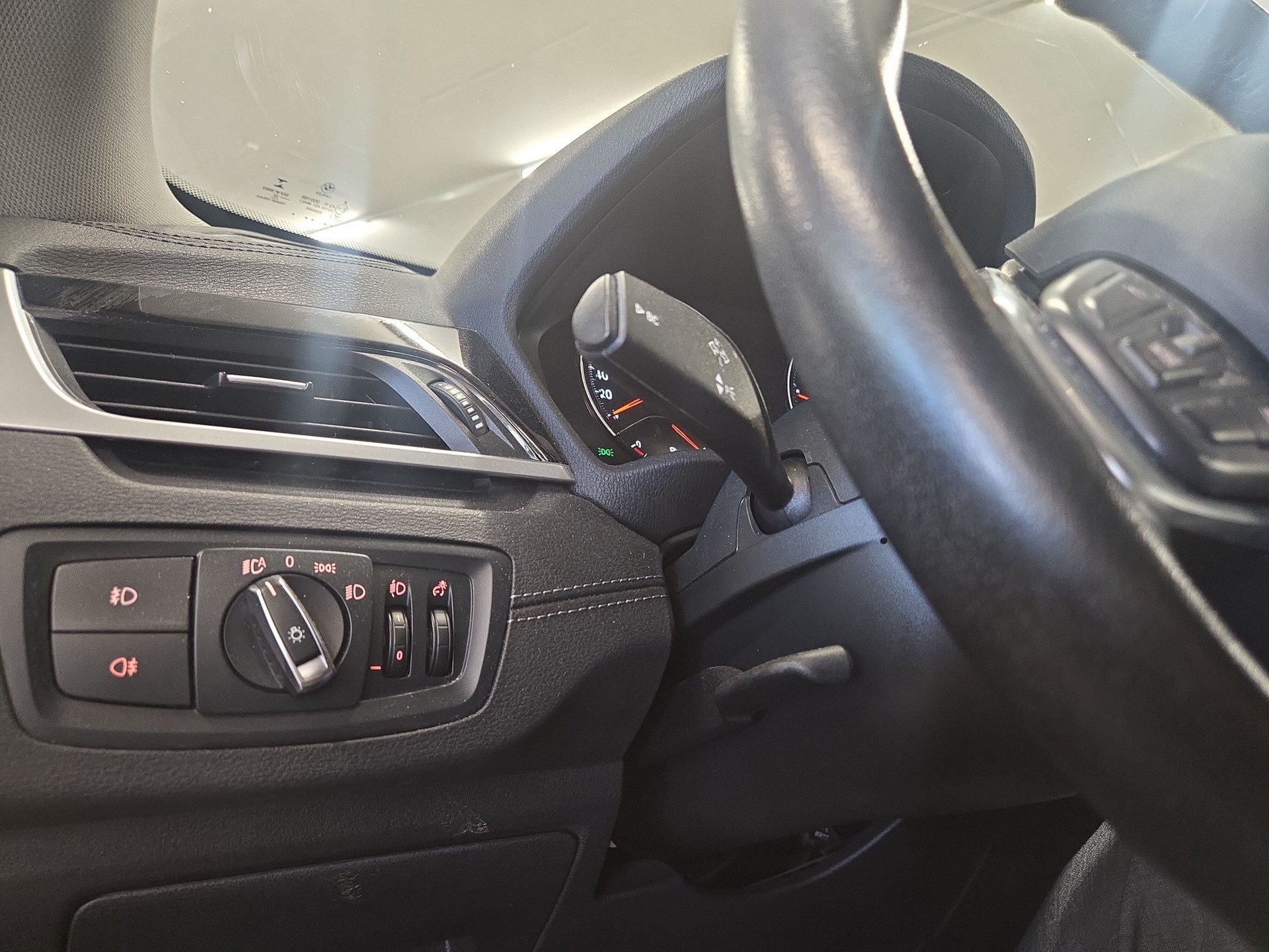 BMW X1 xDrive 25e xLine Steptronic-image-18