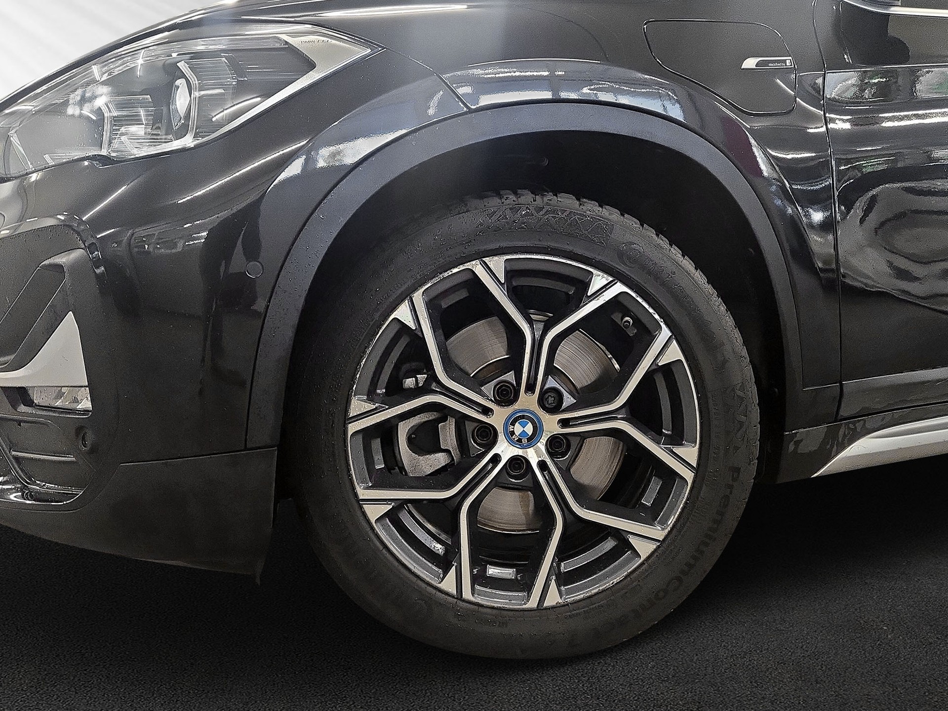 BMW X1 xDrive 25e xLine Steptronic-image-8