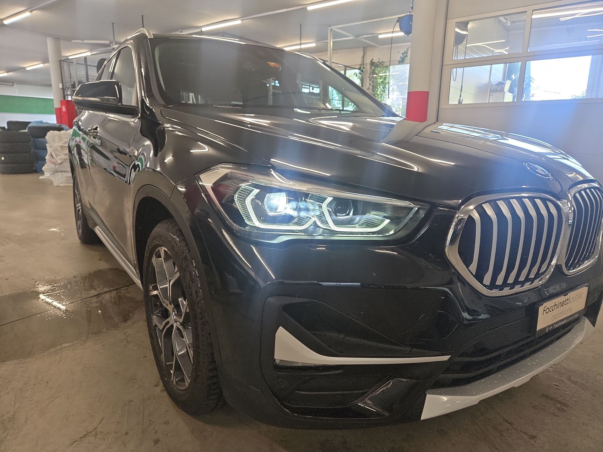 BMW X1 xDrive 25e xLine Steptronic-image-16