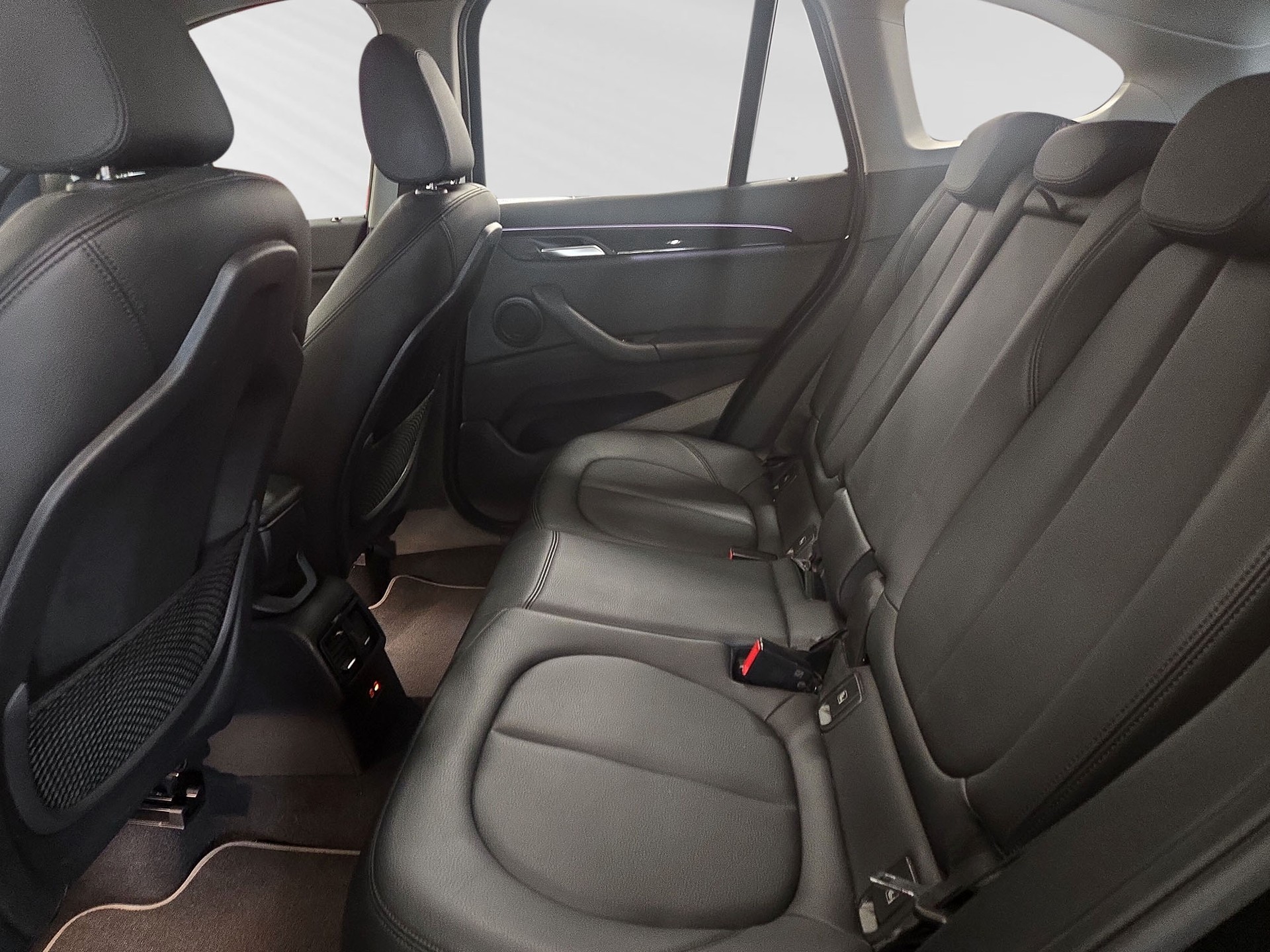 BMW X1 xDrive 25e xLine Steptronic-image-6