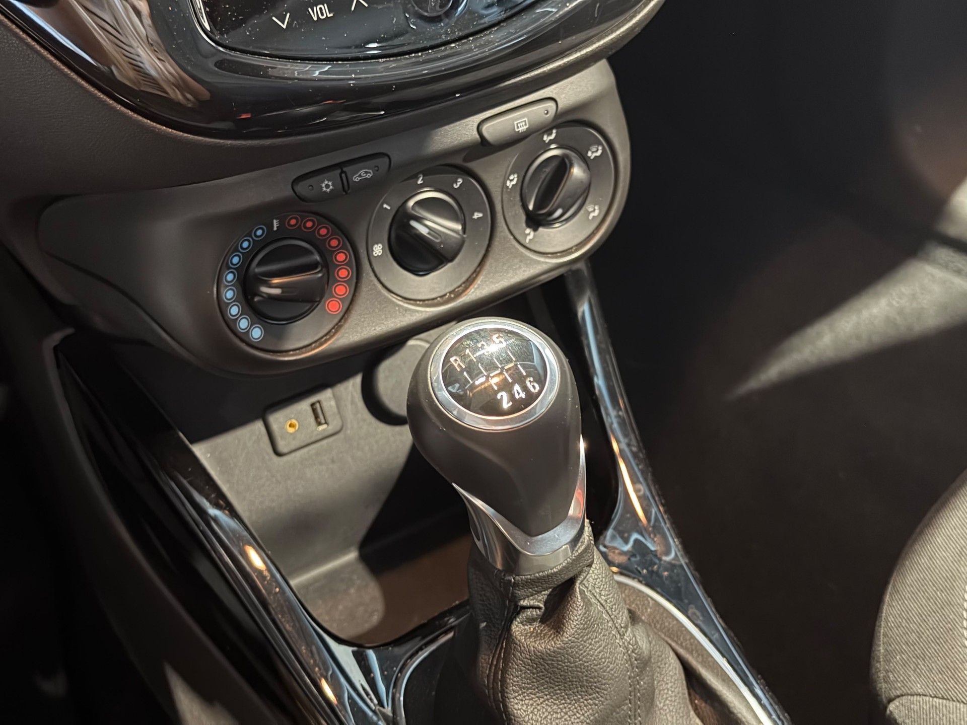 OPEL Adam 1.0 ecoFLEX Turbo SLAM-image-6