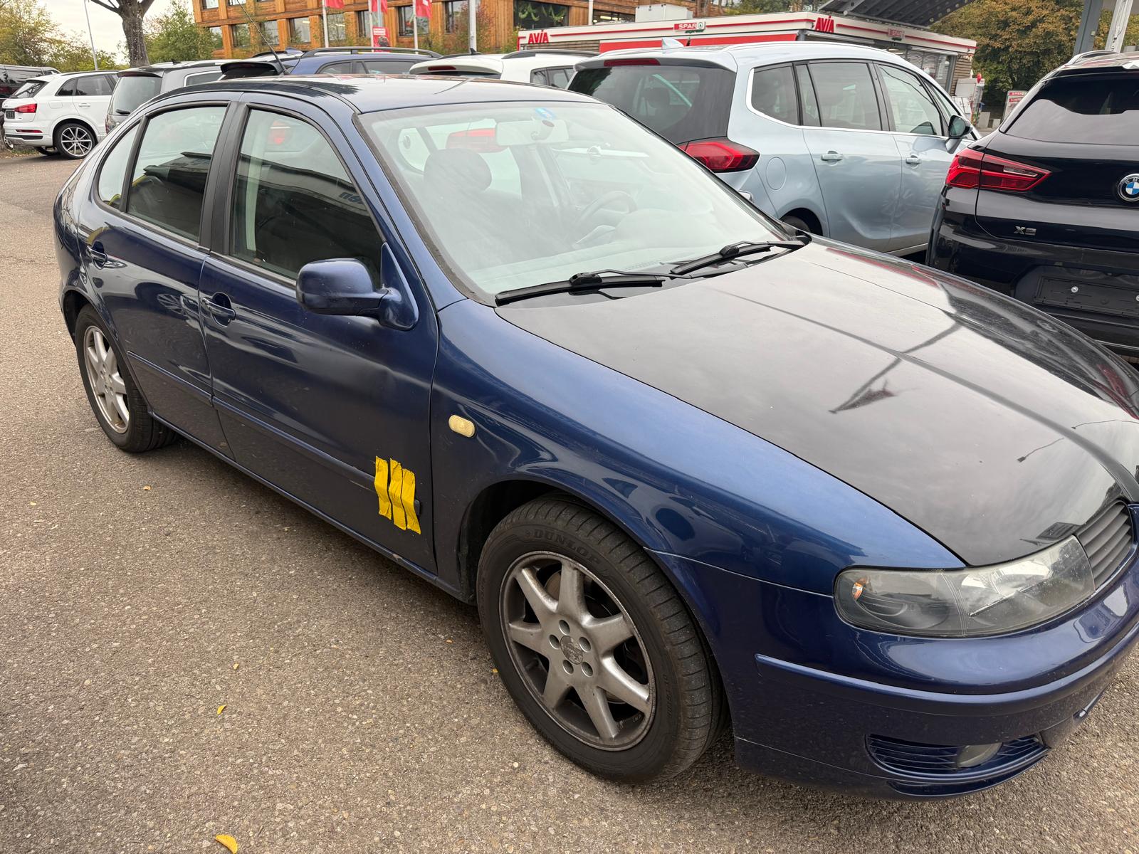 SEAT Leon 1.8 T Sport-showroom-element-2