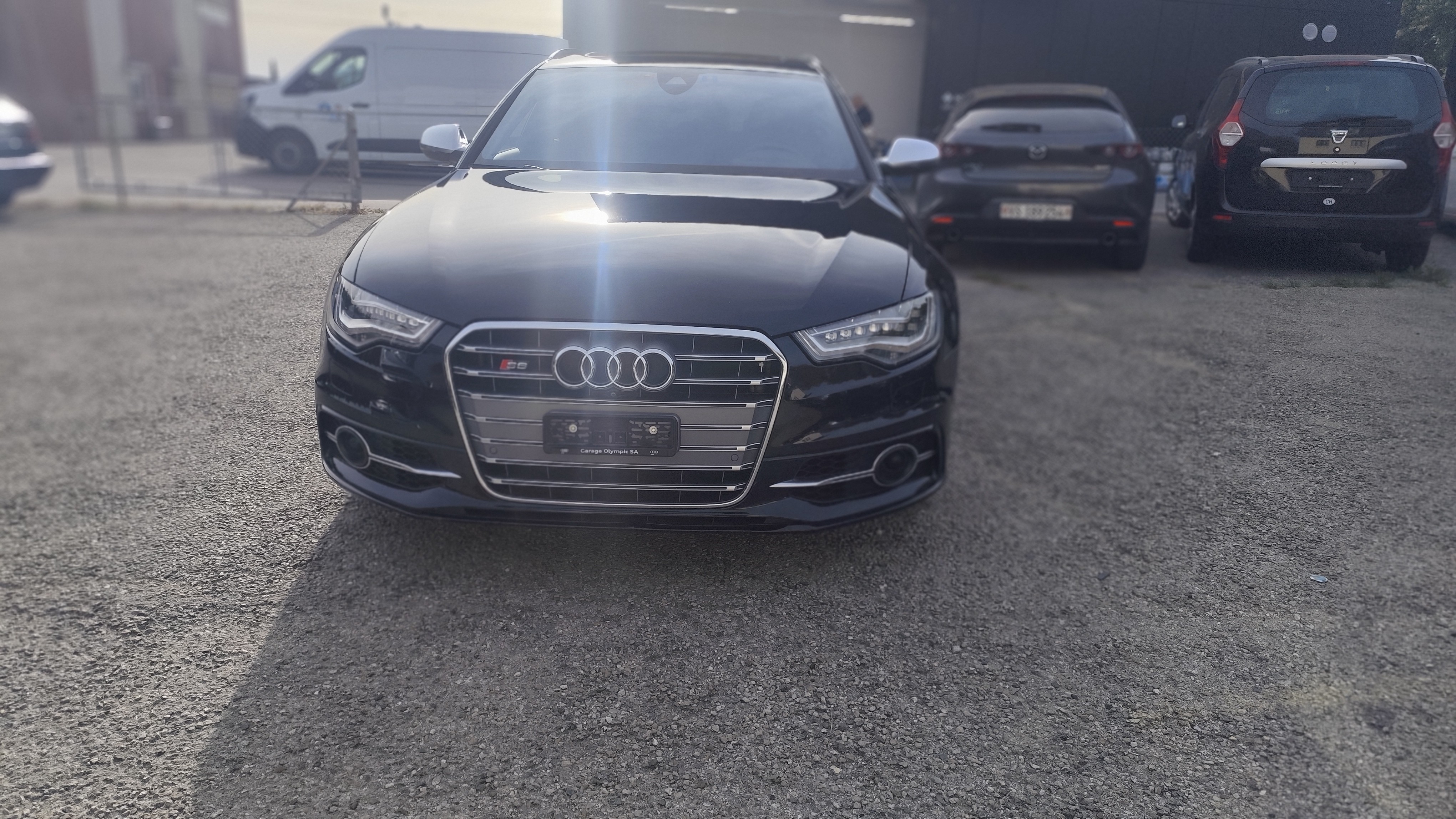 Car photo