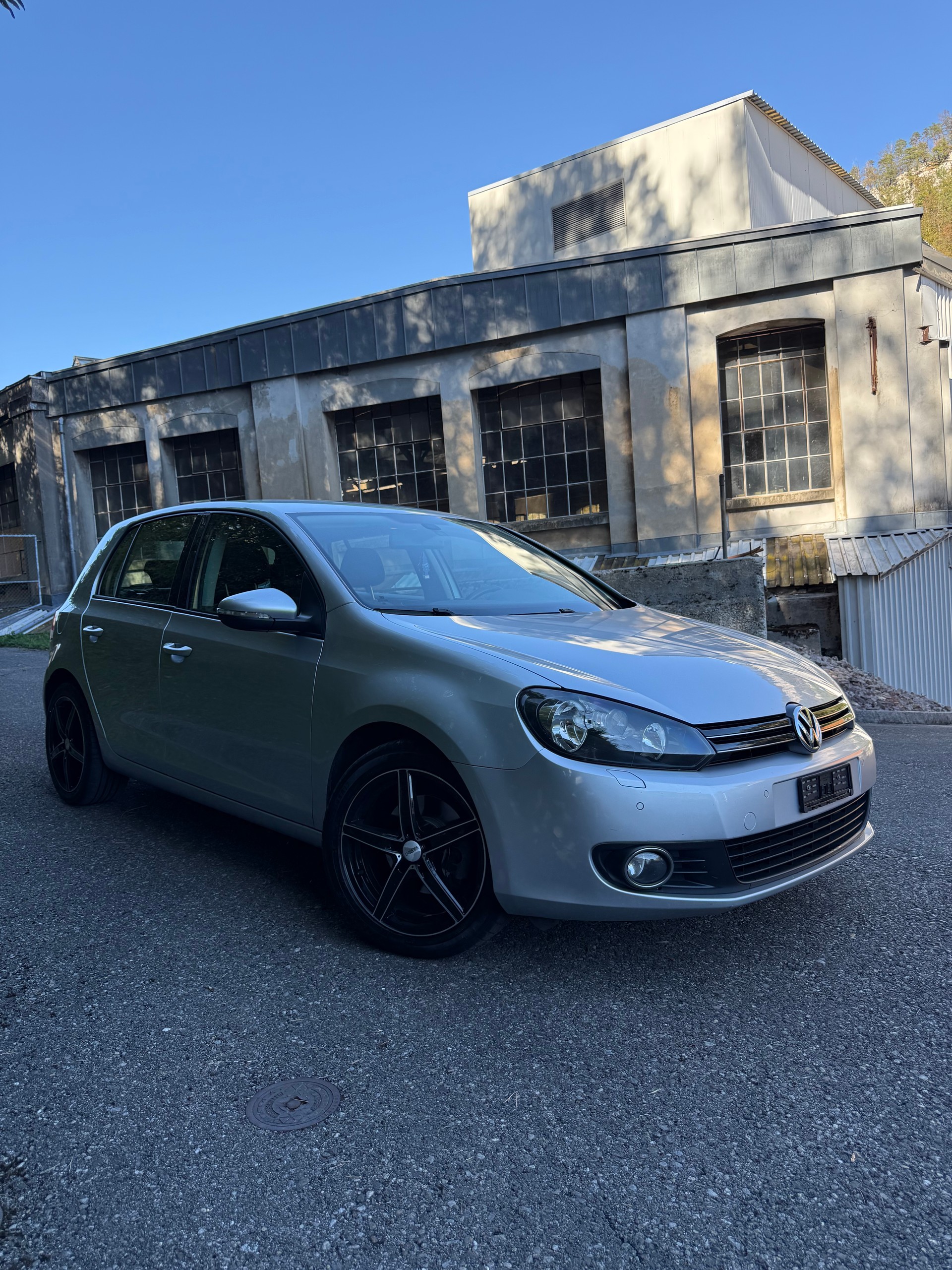 VW Golf 1.4 TSI Trendline-image-1