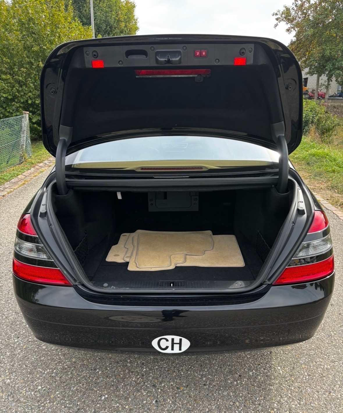 MERCEDES-BENZ S 500 4Matic 7G-Tronic-image-14