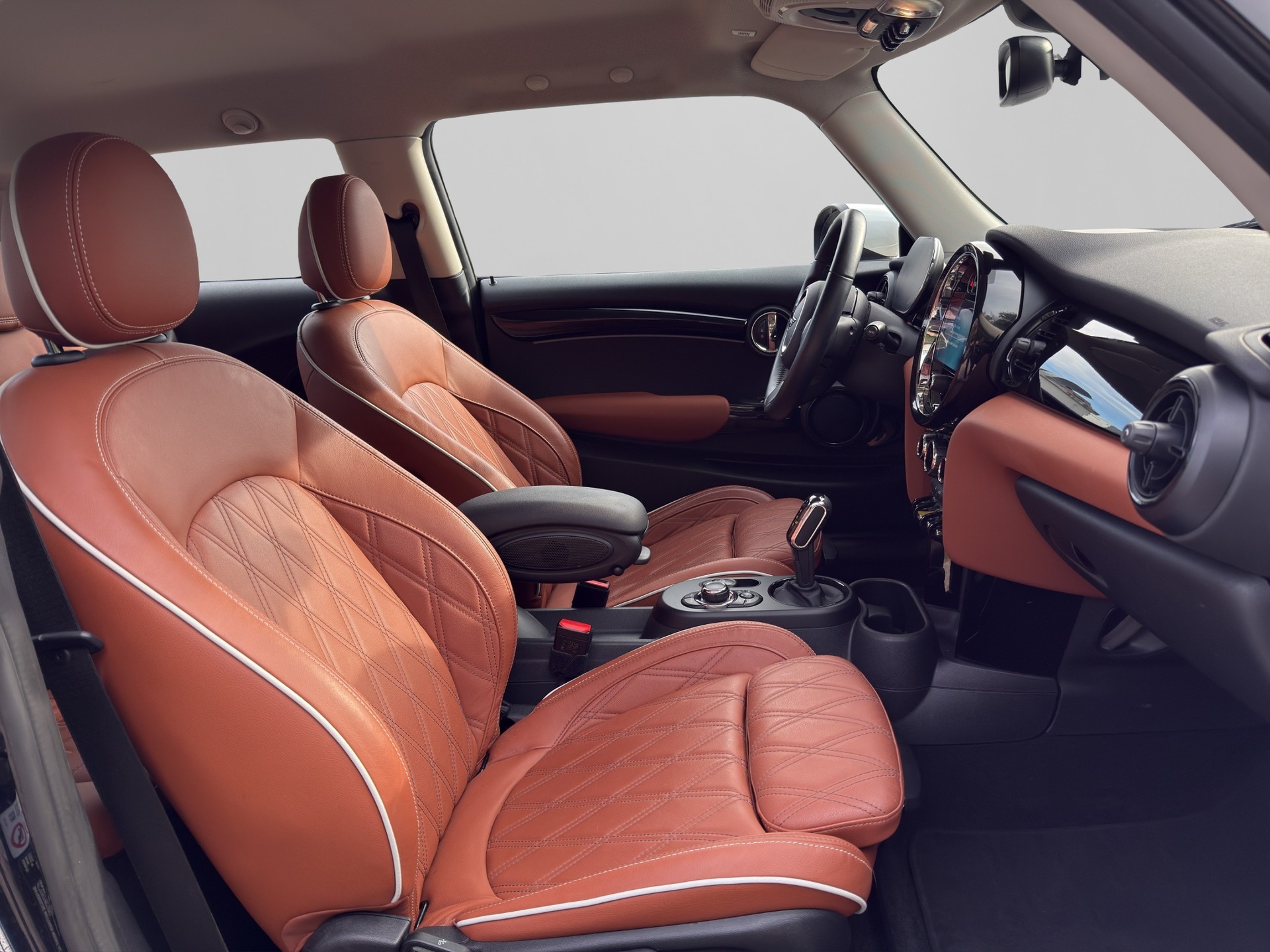 MINI Cooper SE-image-15