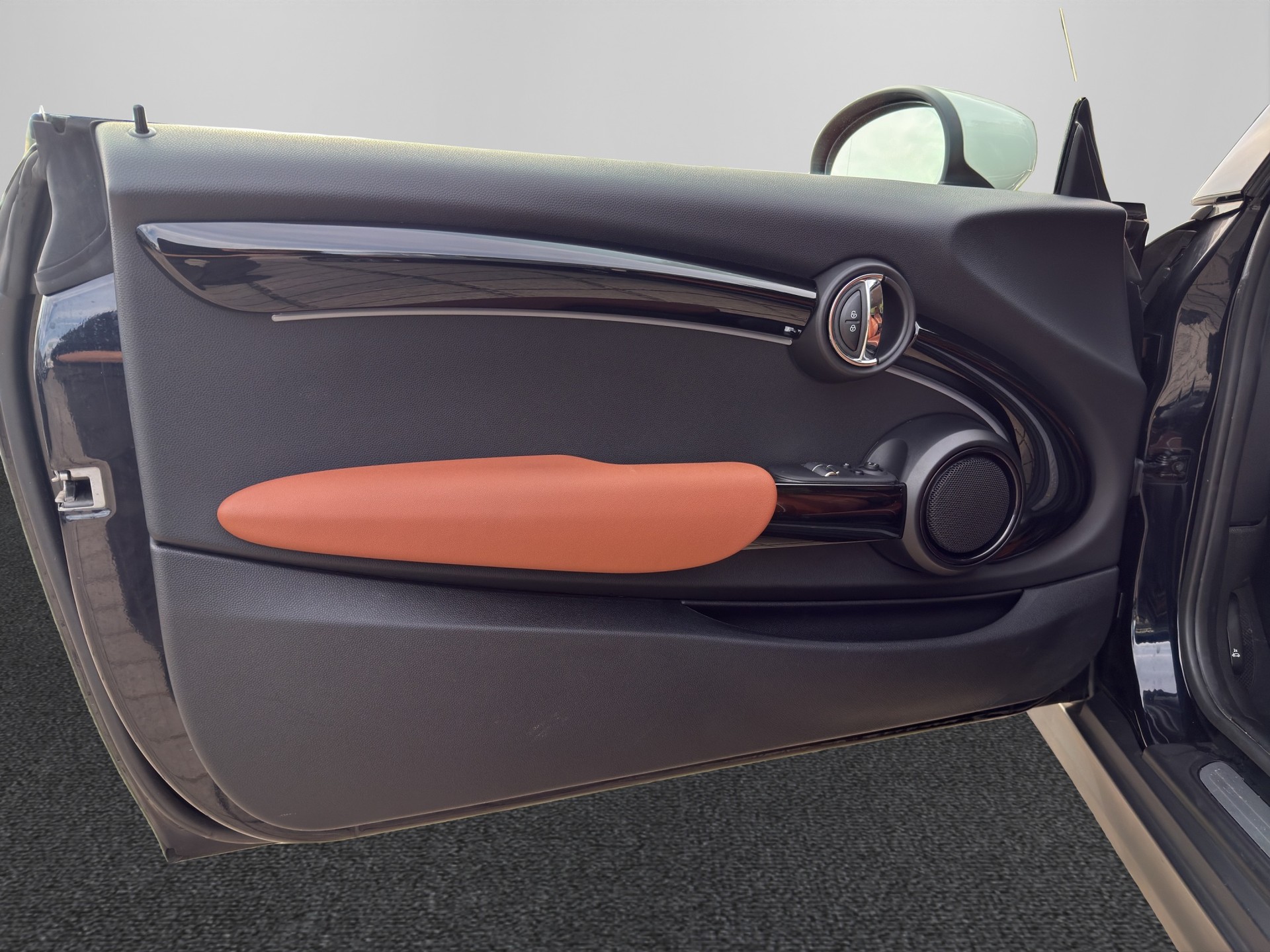 MINI Cooper SE-image-10