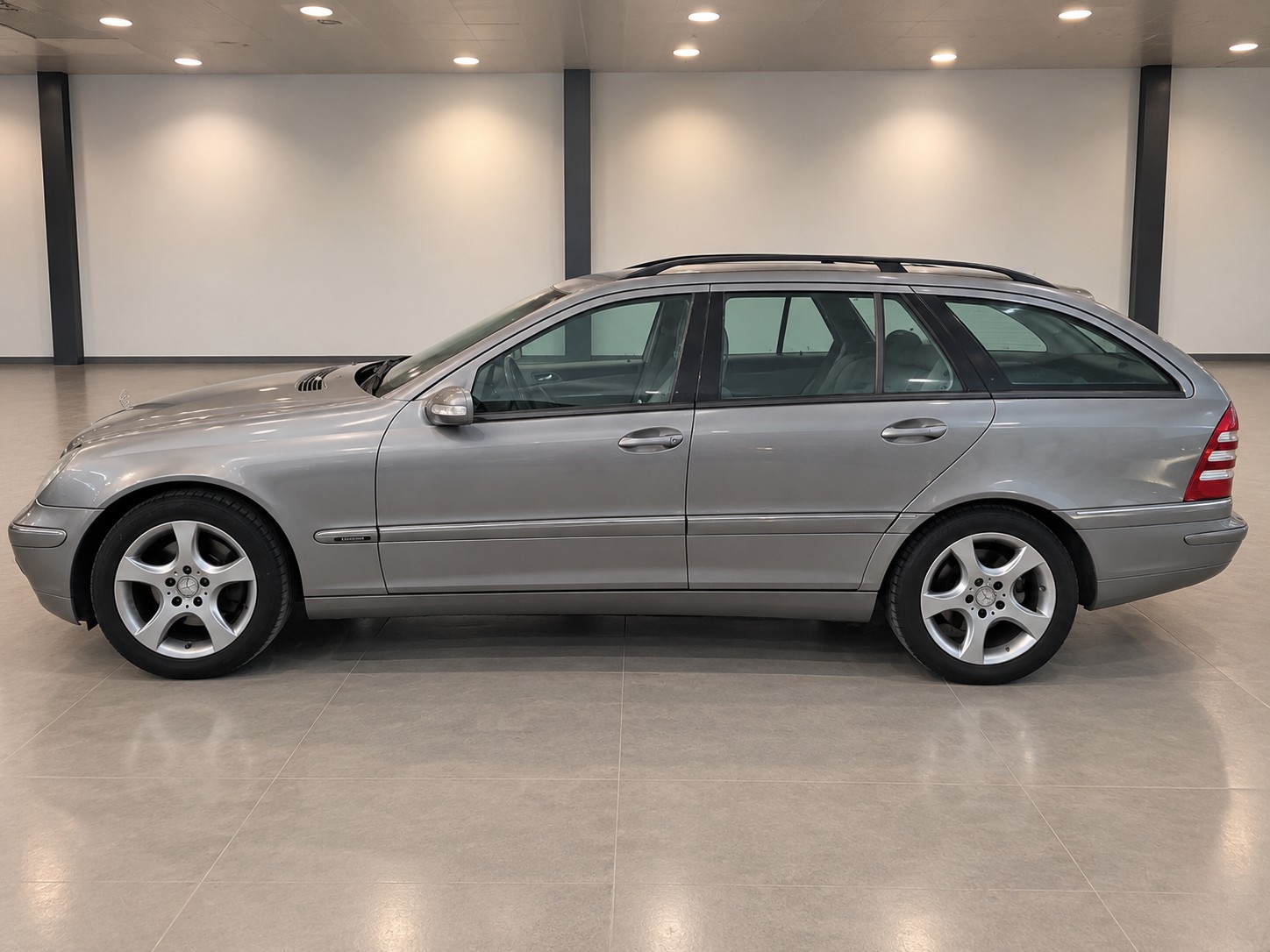 MERCEDES-BENZ C 320 Elégance Automatic-image-4