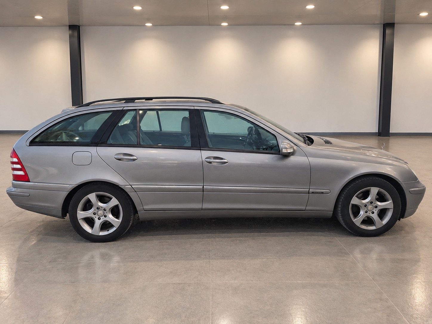 MERCEDES-BENZ C 320 Elégance Automatic-image-3