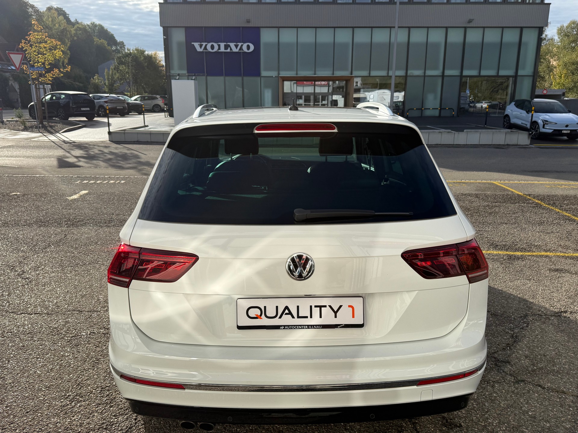 VW Tiguan 2.0 TDI SCR Highline 4Motion DSG-image-4