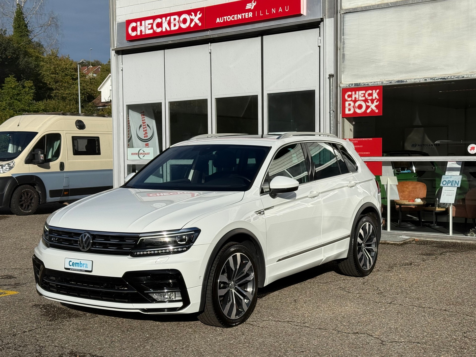 VW Tiguan 2.0 TDI SCR Highline 4Motion DSG-image-0