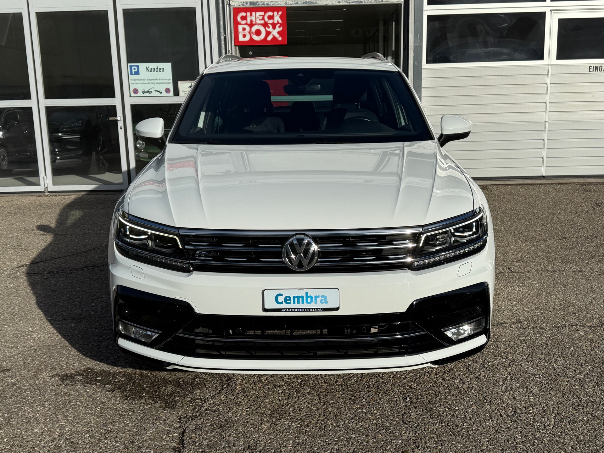 VW Tiguan 2.0 TDI SCR Highline 4Motion DSG-image-1