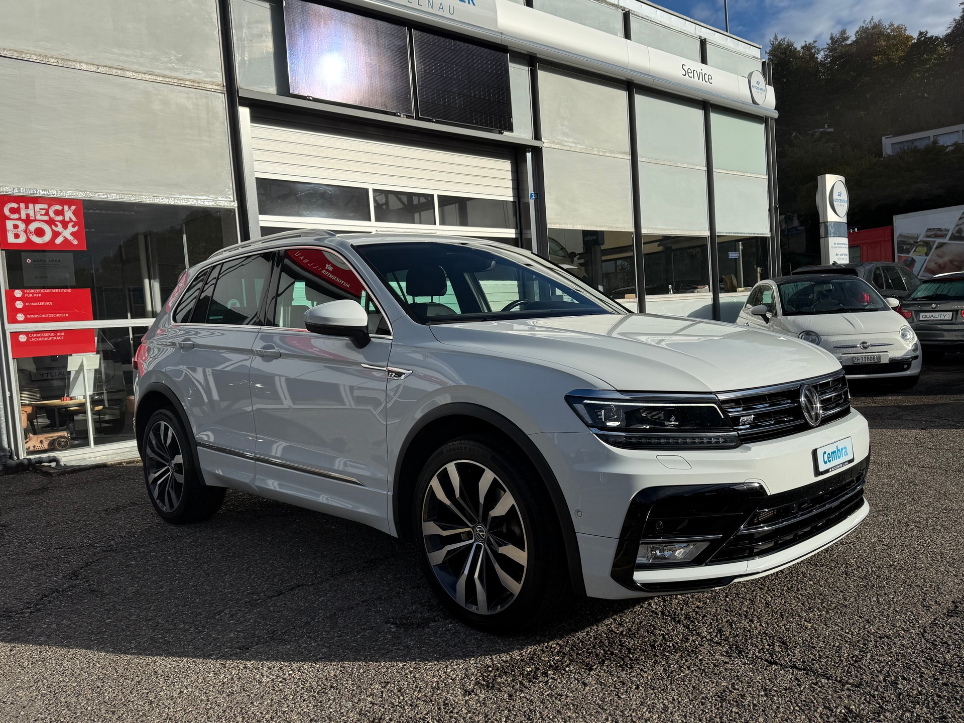 VW Tiguan 2.0 TDI SCR Highline 4Motion DSG-image-2