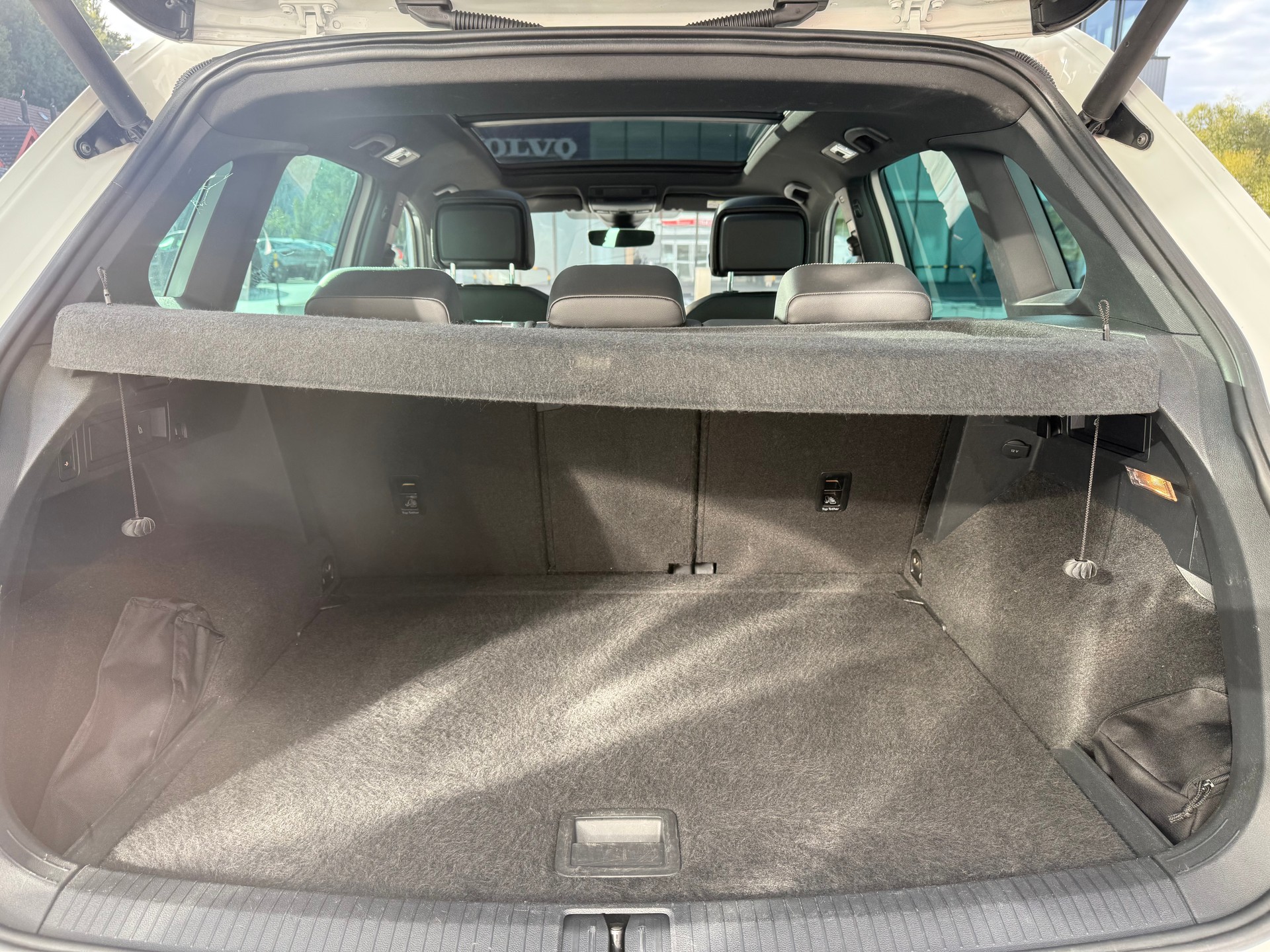 VW Tiguan 2.0 TDI SCR Highline 4Motion DSG-image-9