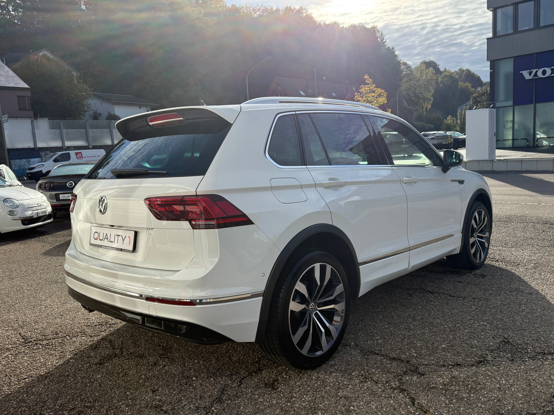 VW Tiguan 2.0 TDI SCR Highline 4Motion DSG-image-3