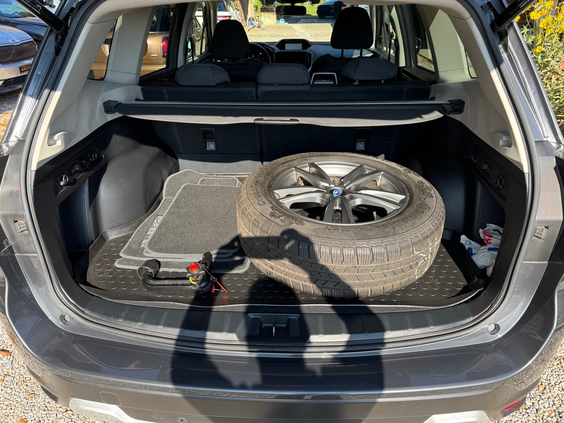 SUBARU Forester 2.0i e-Boxer Swiss Plus Lineartronic-image-5