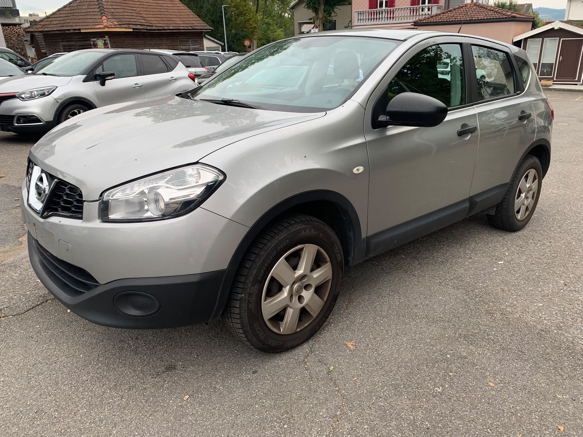 NISSAN Qashqai 1.6 visia-image-2