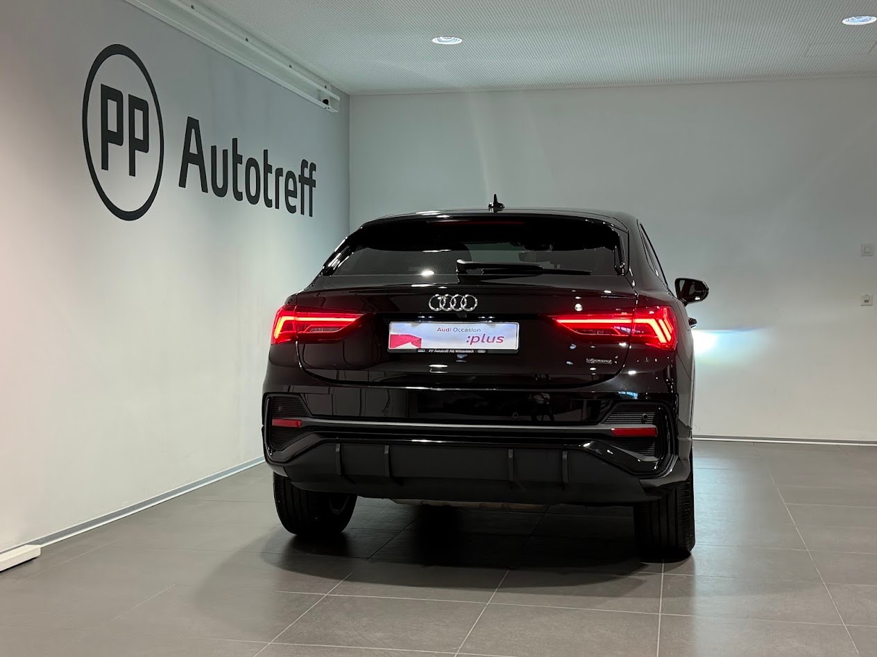 AUDI Q3 Sportback 40 TFSI S line quattro S-tronic-image-13