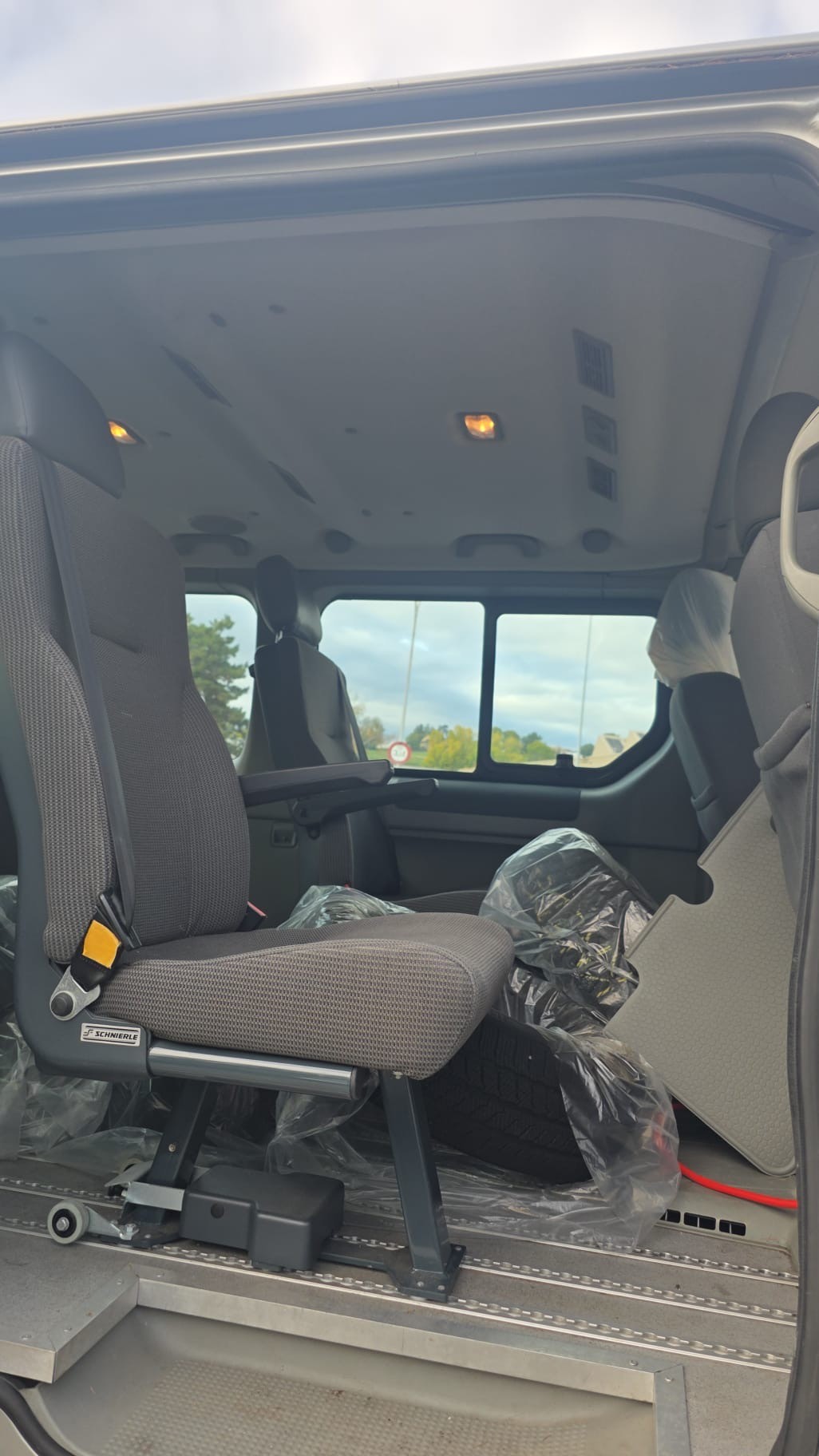 OPEL Vivaro Life 2.5CDTI 2.7t L1H1-image-8