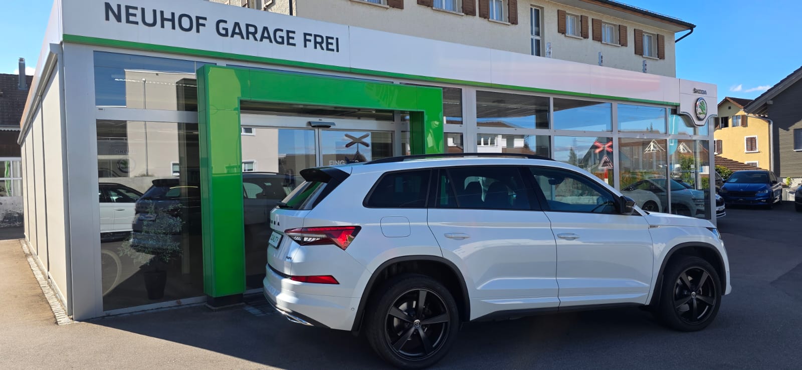 SKODA Kodiaq 2.0 TSI 4x4 SportLine-image-4