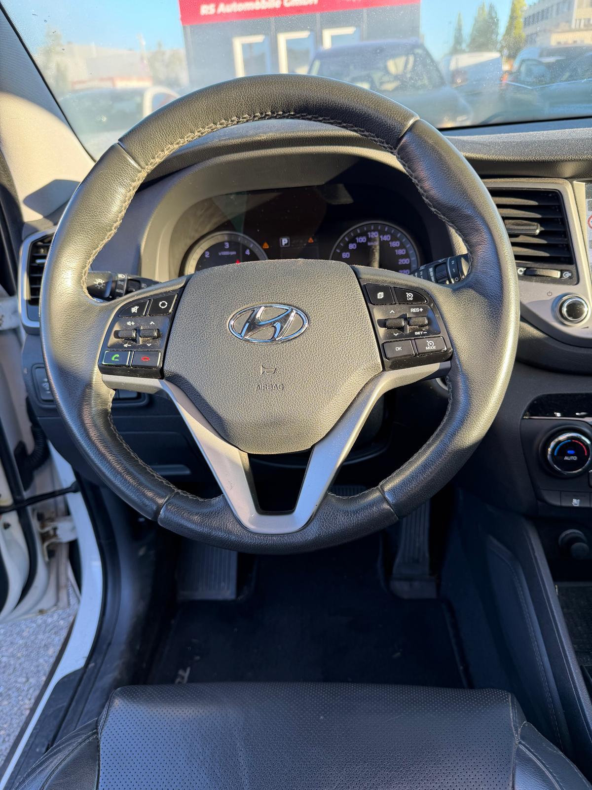 HYUNDAI Tucson 1.7 CRDi Vertex S/S 2WD-image-9