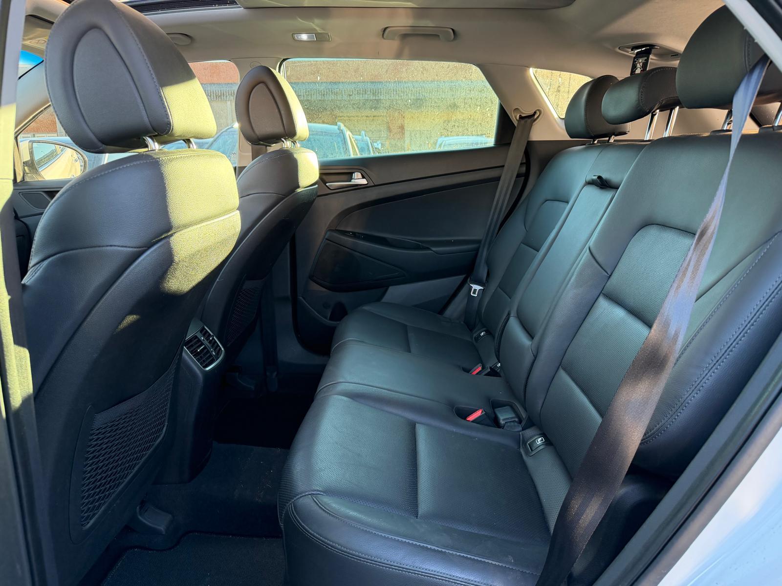 HYUNDAI Tucson 1.7 CRDi Vertex S/S 2WD-image-12