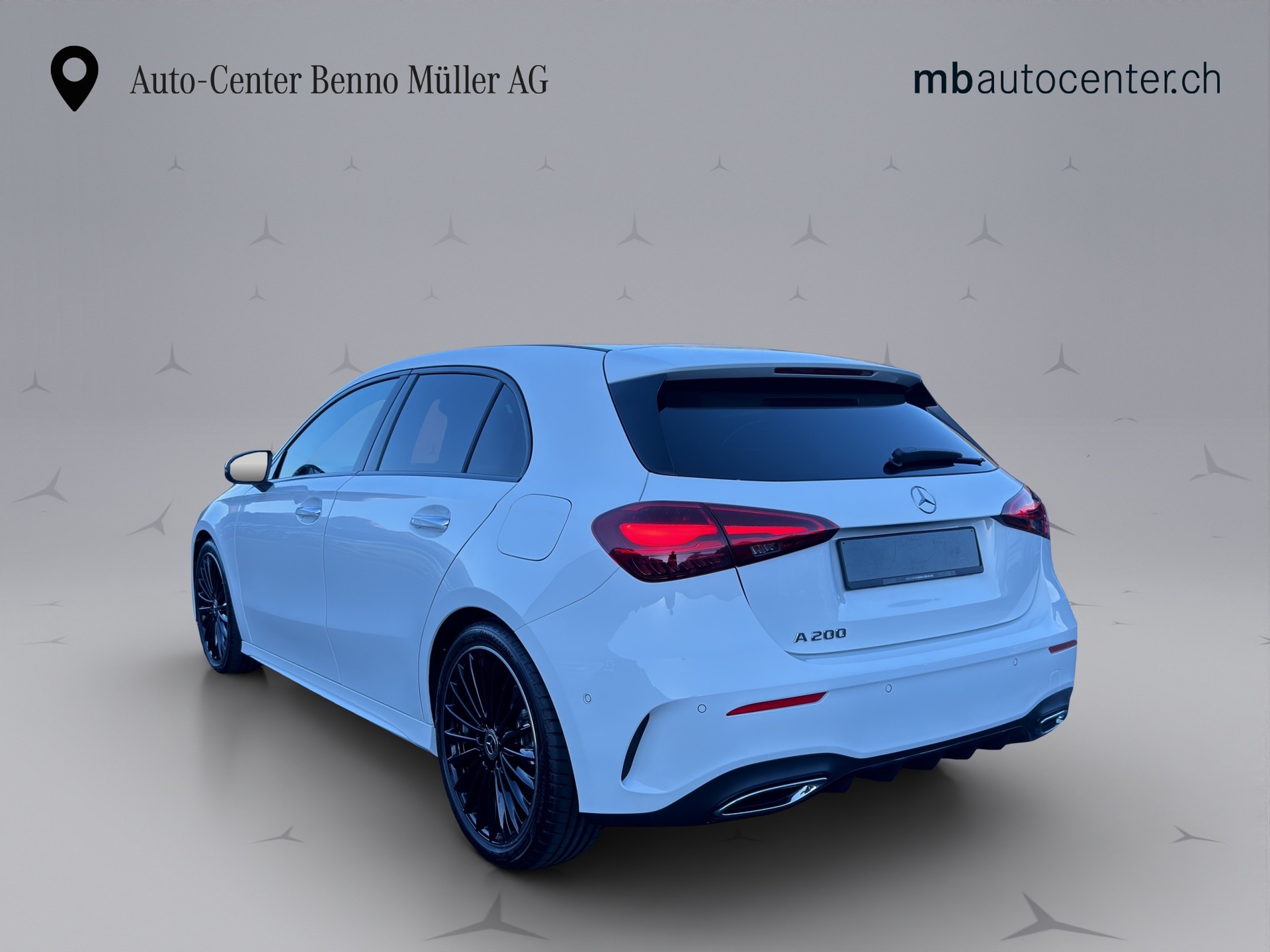 MERCEDES-BENZ A-Klasse W177 A 200 Night Star AMG Line-image-2