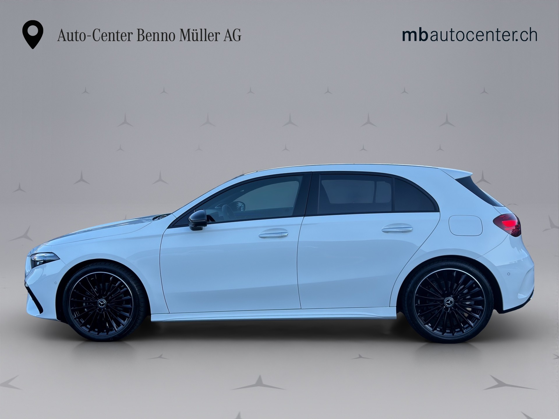 MERCEDES-BENZ A-Klasse W177 A 200 Night Star AMG Line-image-1
